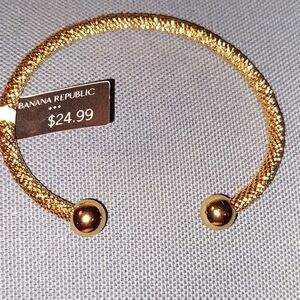 Banana Republic Gold Textured Adjustable Springy Bracelet NWT